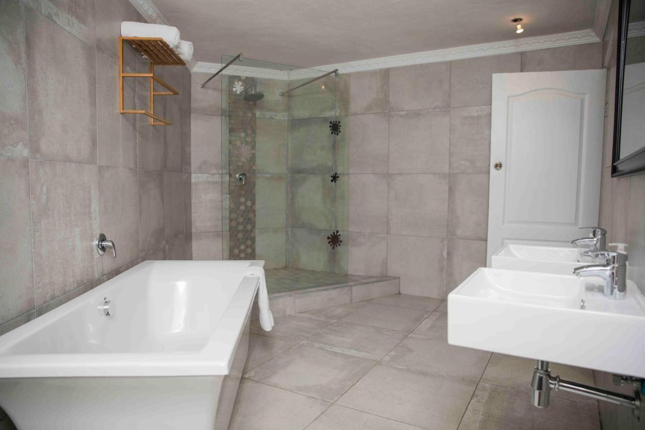Palmwood Guesthouse アマンジムトティ エクステリア 写真