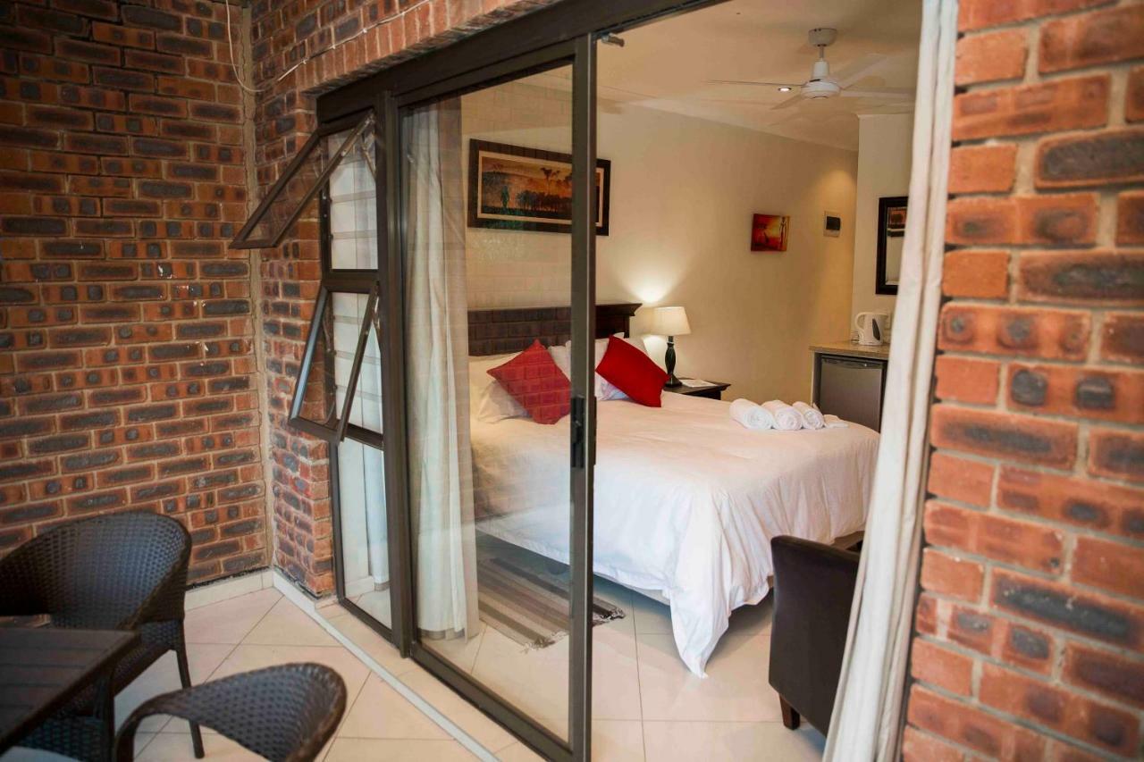 Palmwood Guesthouse アマンジムトティ エクステリア 写真